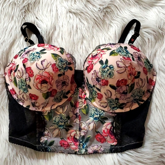 Victorias Secret very sexy rose embroidered push up bra - Picture 2 of 6